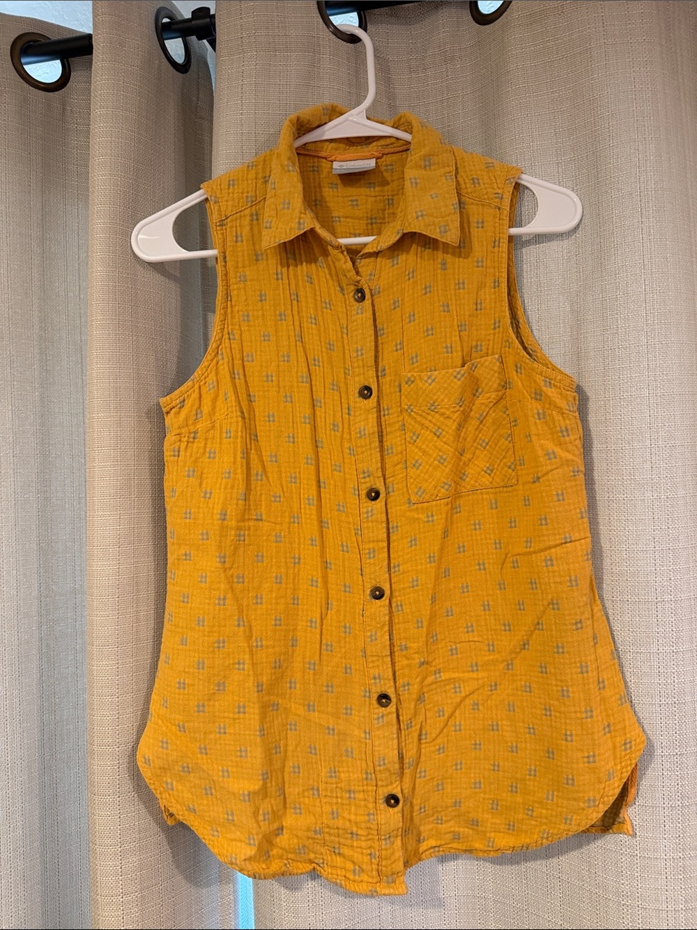 Sleeveless Mustard Yellow Button-Down Shirt with Pocket